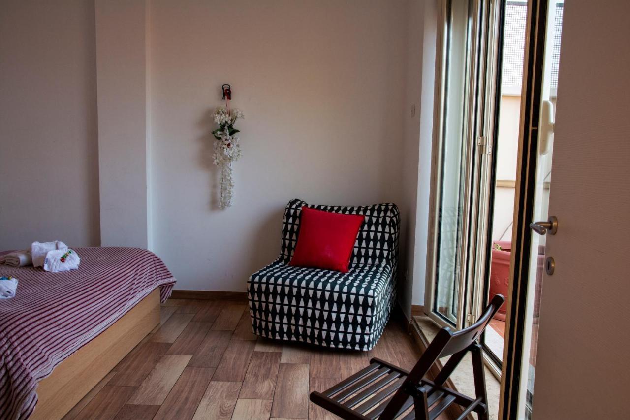 B&B Da Roberto Naples Exterior photo