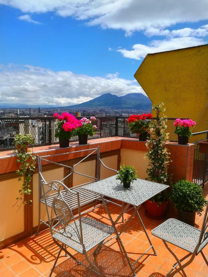 B&B Da Roberto Naples Exterior photo